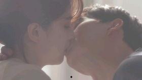 密会吻花絮,密会吻花絮温情回顾